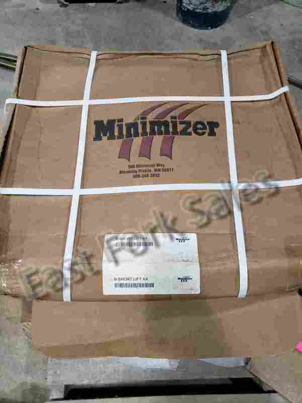 Minimizer B-Short Ax- Short Arm Lift Axle Kit - Click Image to Close