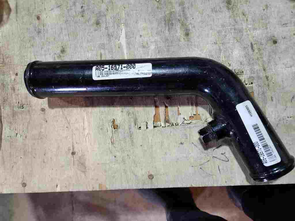 Freightliner A05-16571-000 Coolant Tube - Click Image to Close